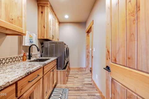 Tiny photo for 5112 SW Brandy Lane, Culver, OR 97734 (MLS # 220226133)