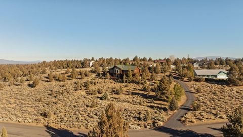 Tiny photo for 60440 Chickasaw Way, Bend, OR 97702 (MLS # 220214379)