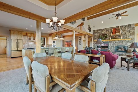 Tiny photo for 60440 Chickasaw Way, Bend, OR 97702 (MLS # 220214379)