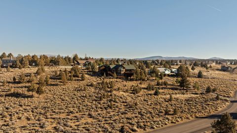 Tiny photo for 60440 Chickasaw Way, Bend, OR 97702 (MLS # 220214379)