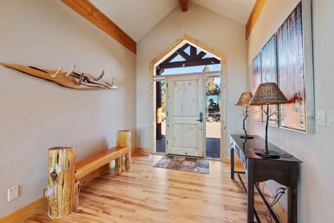 Tiny photo for 60440 Chickasaw Way, Bend, OR 97702 (MLS # 220214379)