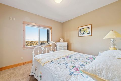 Tiny photo for 60440 Chickasaw Way, Bend, OR 97702 (MLS # 220214379)