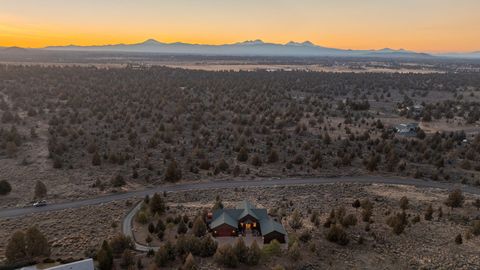 Tiny photo for 60440 Chickasaw Way, Bend, OR 97702 (MLS # 220214379)