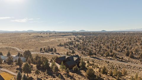 Tiny photo for 60440 Chickasaw Way, Bend, OR 97702 (MLS # 220214379)
