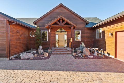 Tiny photo for 60440 Chickasaw Way, Bend, OR 97702 (MLS # 220214379)