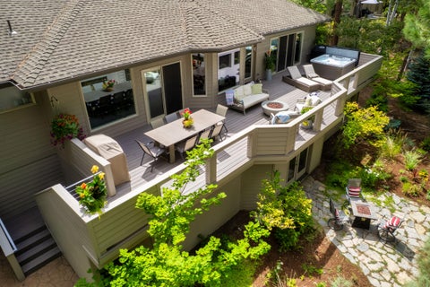 Photo of 2610 NW Morris Court, Bend, OR 97703 (MLS # 220229534)