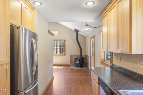 Tiny photo for 51922 Read Loop, La Pine, OR 97739 (MLS # 220224101)