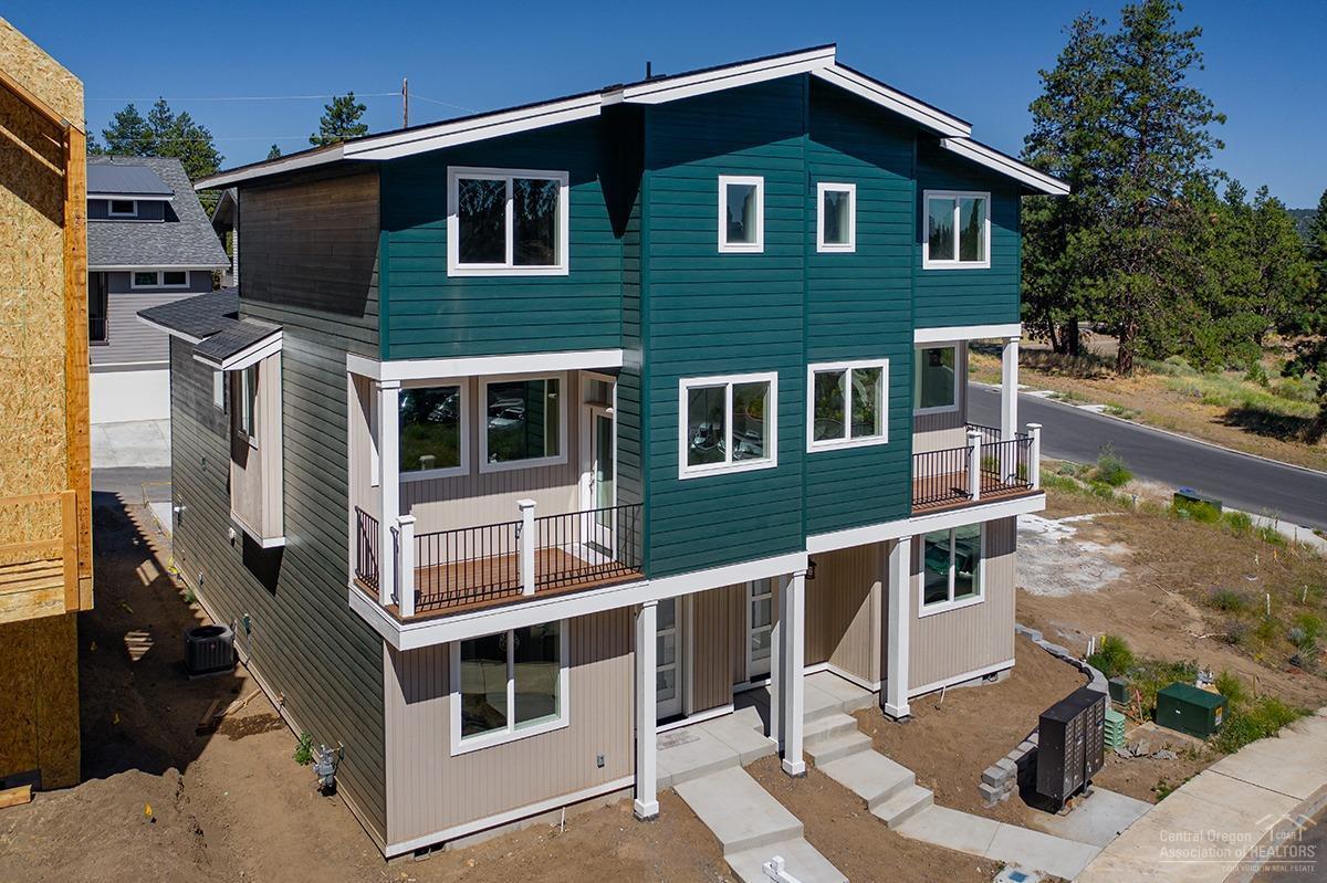 Riverwalk - Residential