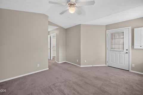 Tiny photo for 722 NE Stoneridge Loop, Prineville, OR 97754 (MLS # 220226962)