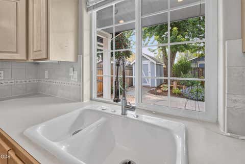 Tiny photo for 722 NE Stoneridge Loop, Prineville, OR 97754 (MLS # 220226962)