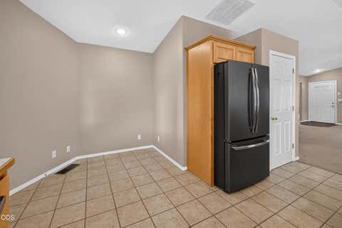 Tiny photo for 722 NE Stoneridge Loop, Prineville, OR 97754 (MLS # 220226962)