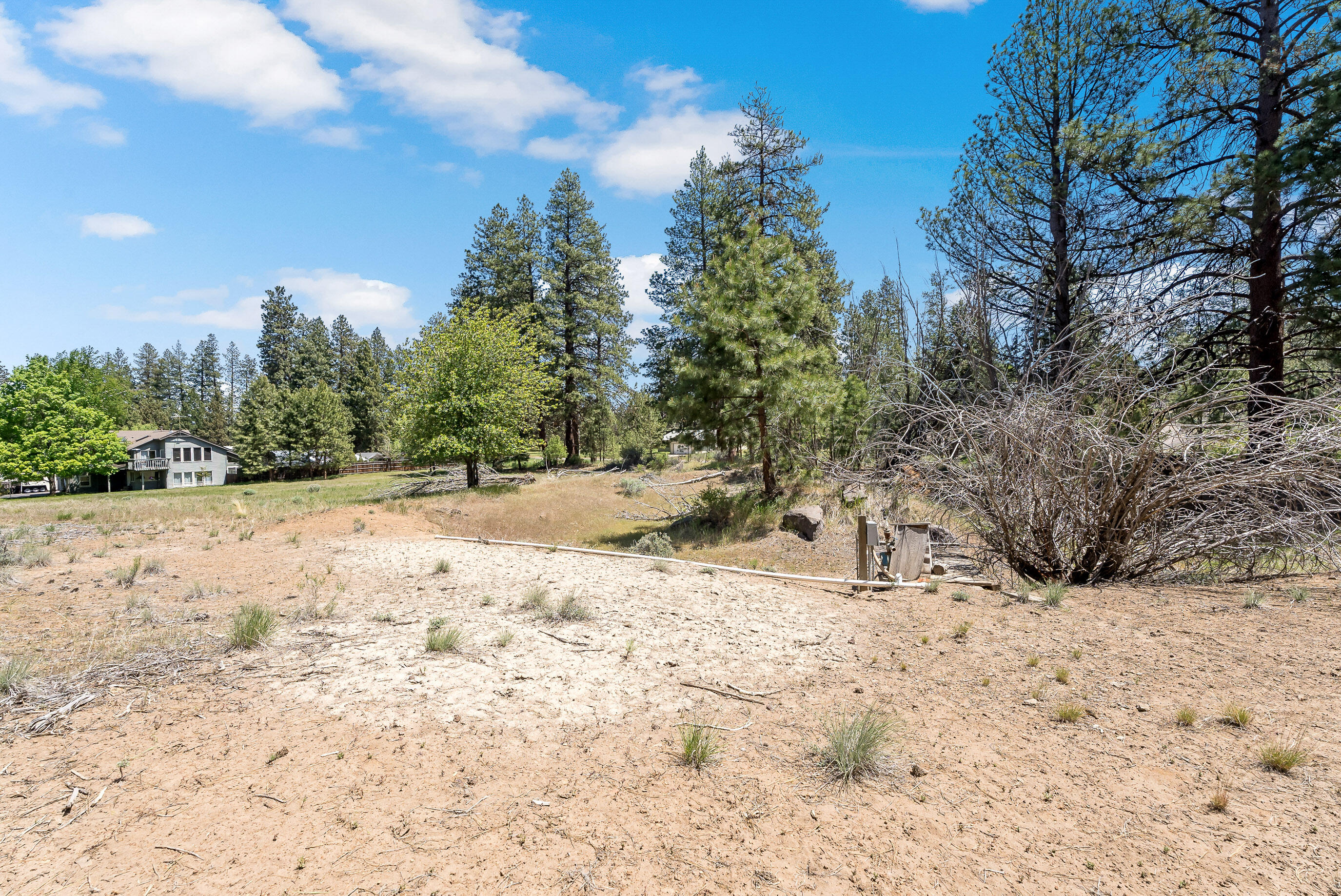 61521 Sunny Breeze Lane