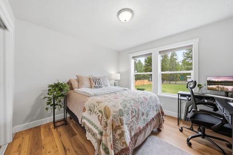 Tiny photo for 15991 Falcon Lane, La Pine, OR 97739 (MLS # 220219896)