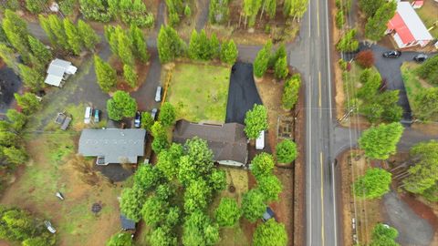 Tiny photo for 15991 Falcon Lane, La Pine, OR 97739 (MLS # 220219896)