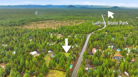 Tiny photo for 15991 Falcon Lane, La Pine, OR 97739 (MLS # 220219896)