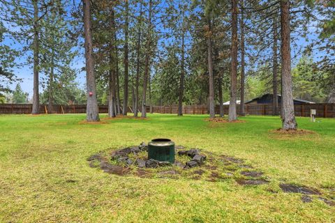 Tiny photo for 15991 Falcon Lane, La Pine, OR 97739 (MLS # 220219896)