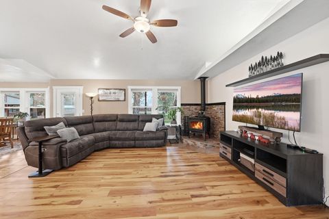 Tiny photo for 15991 Falcon Lane, La Pine, OR 97739 (MLS # 220219896)