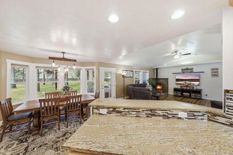 Tiny photo for 15991 Falcon Lane, La Pine, OR 97739 (MLS # 220219896)