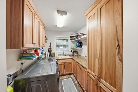 Tiny photo for 15991 Falcon Lane, La Pine, OR 97739 (MLS # 220219896)