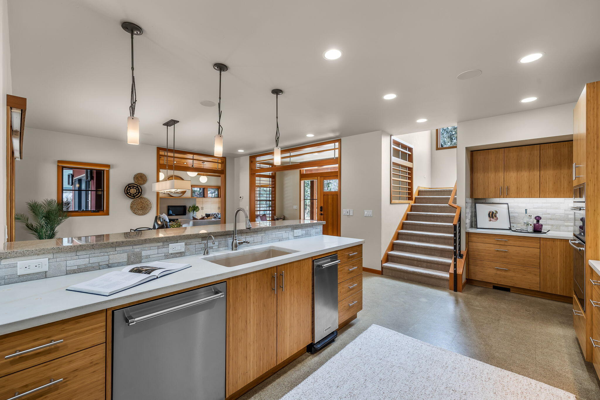 Skyliner Summit - Residential