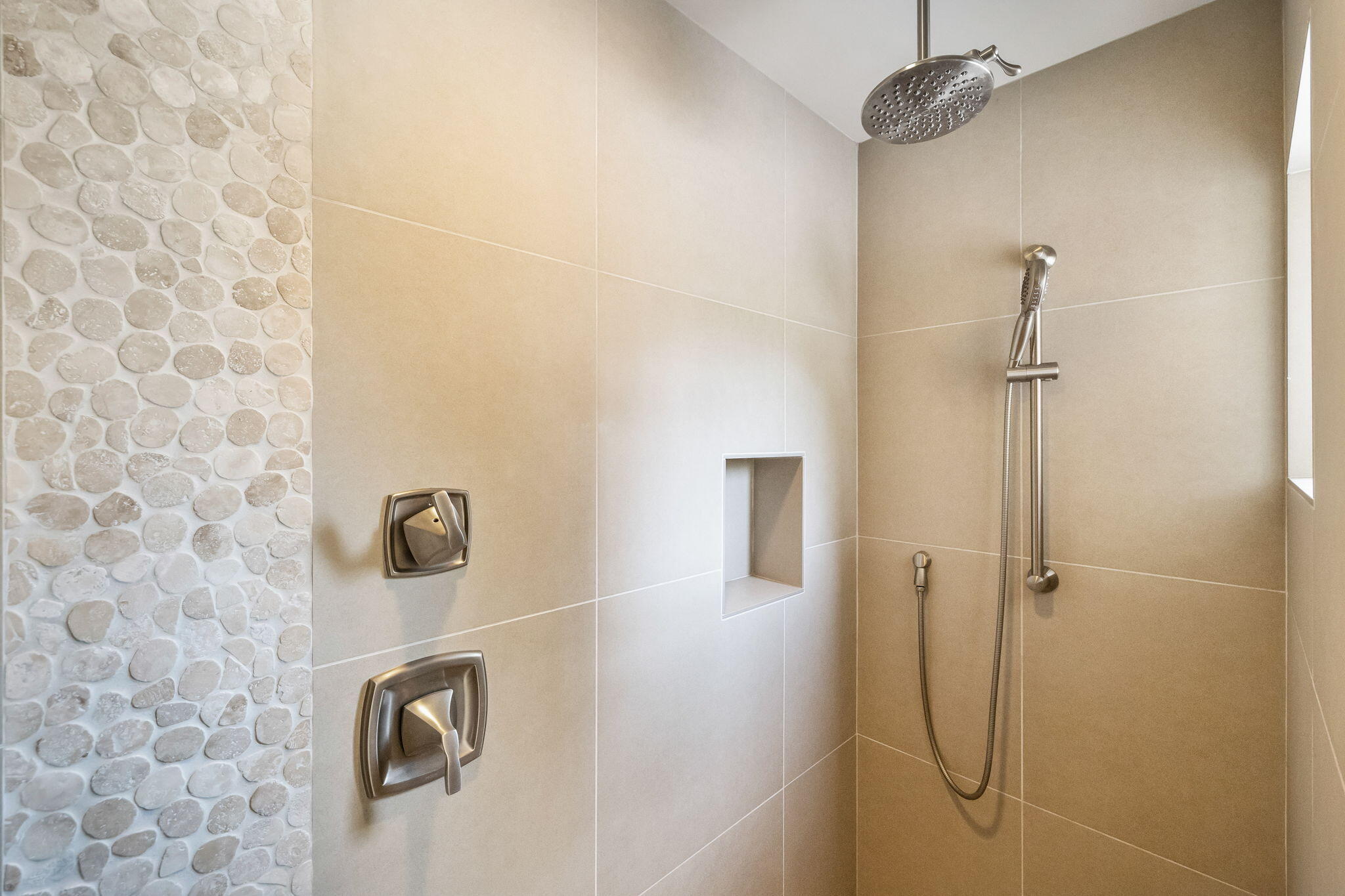 Skyliner Summit - Residential