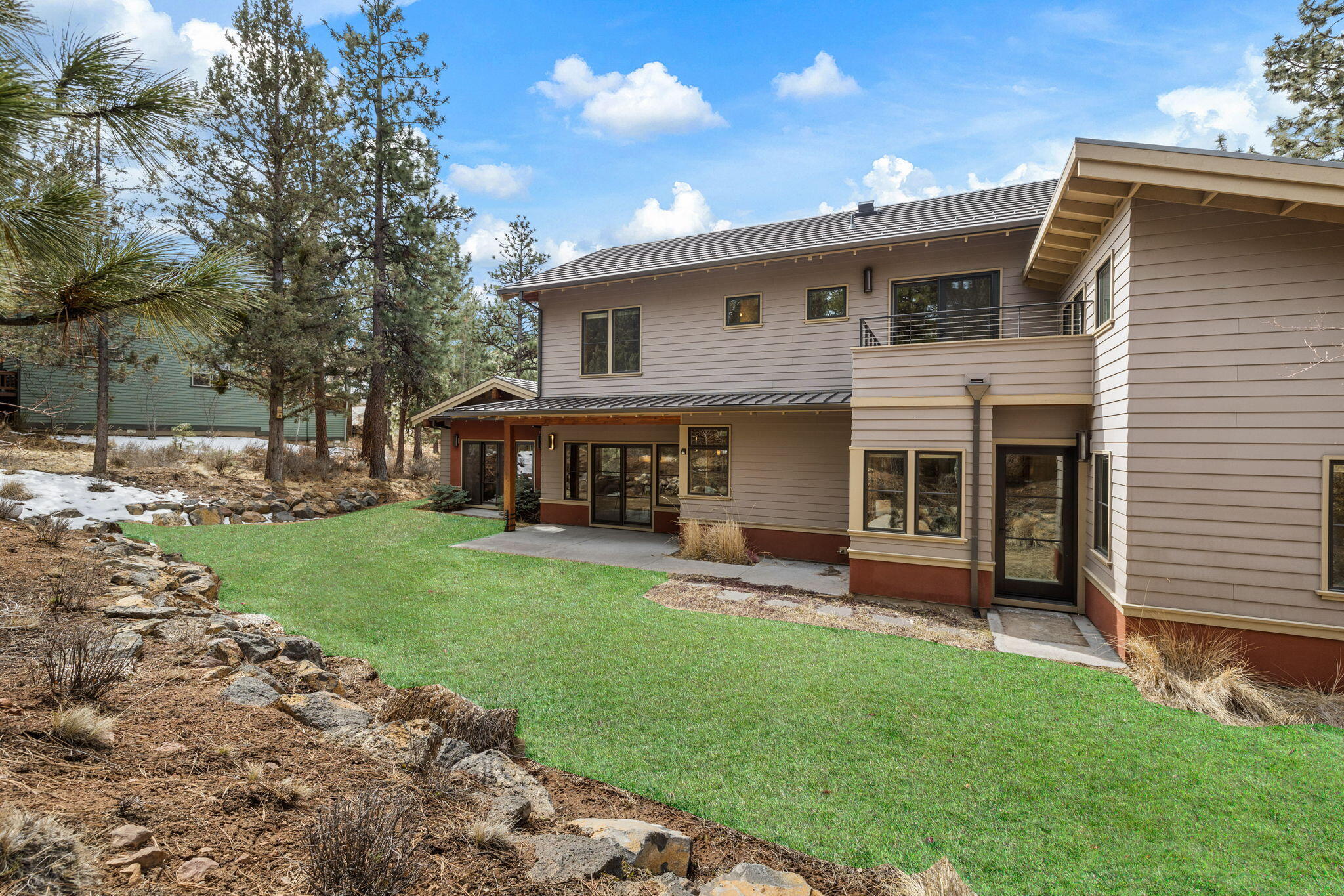 Skyliner Summit - Residential