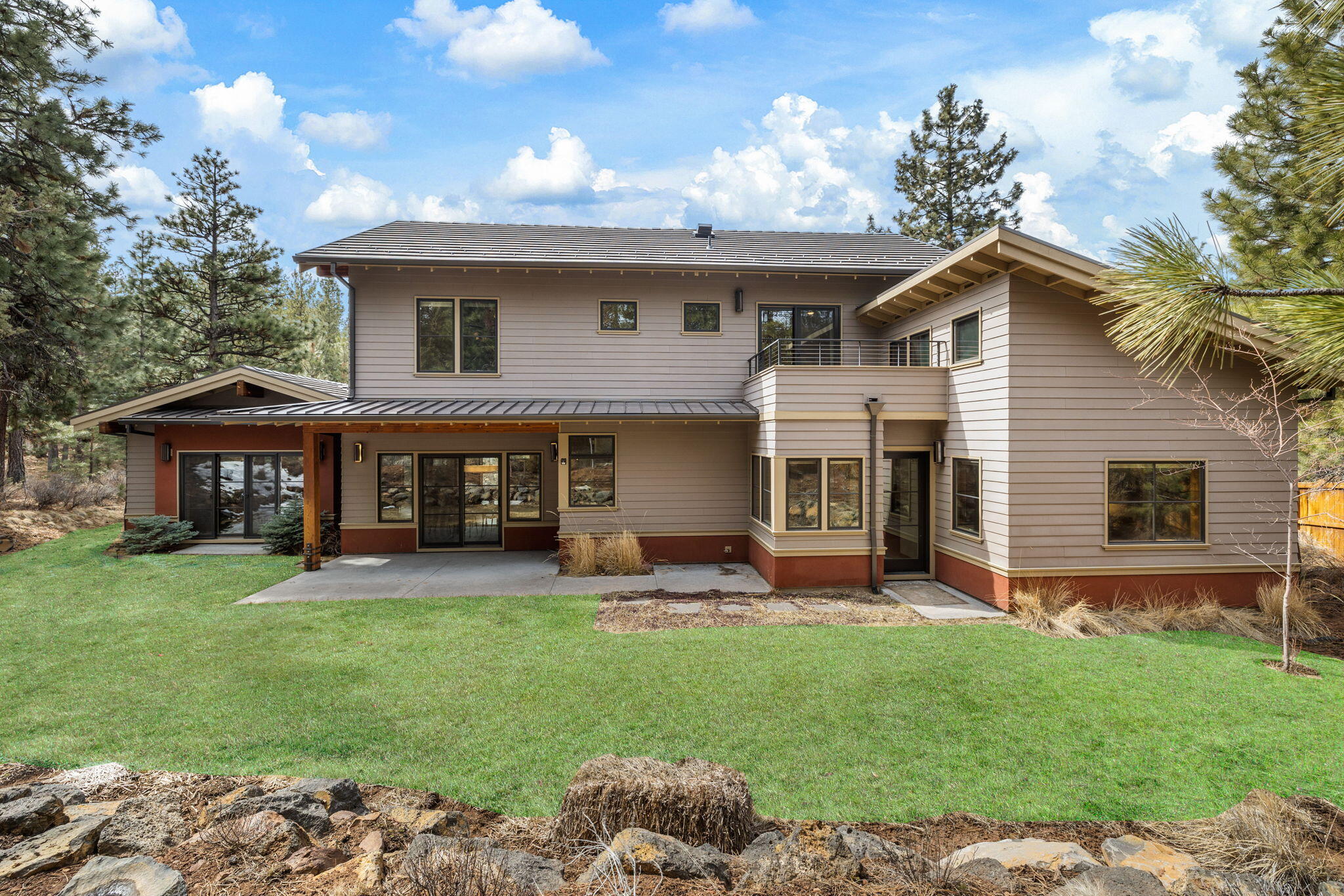 Skyliner Summit - Residential