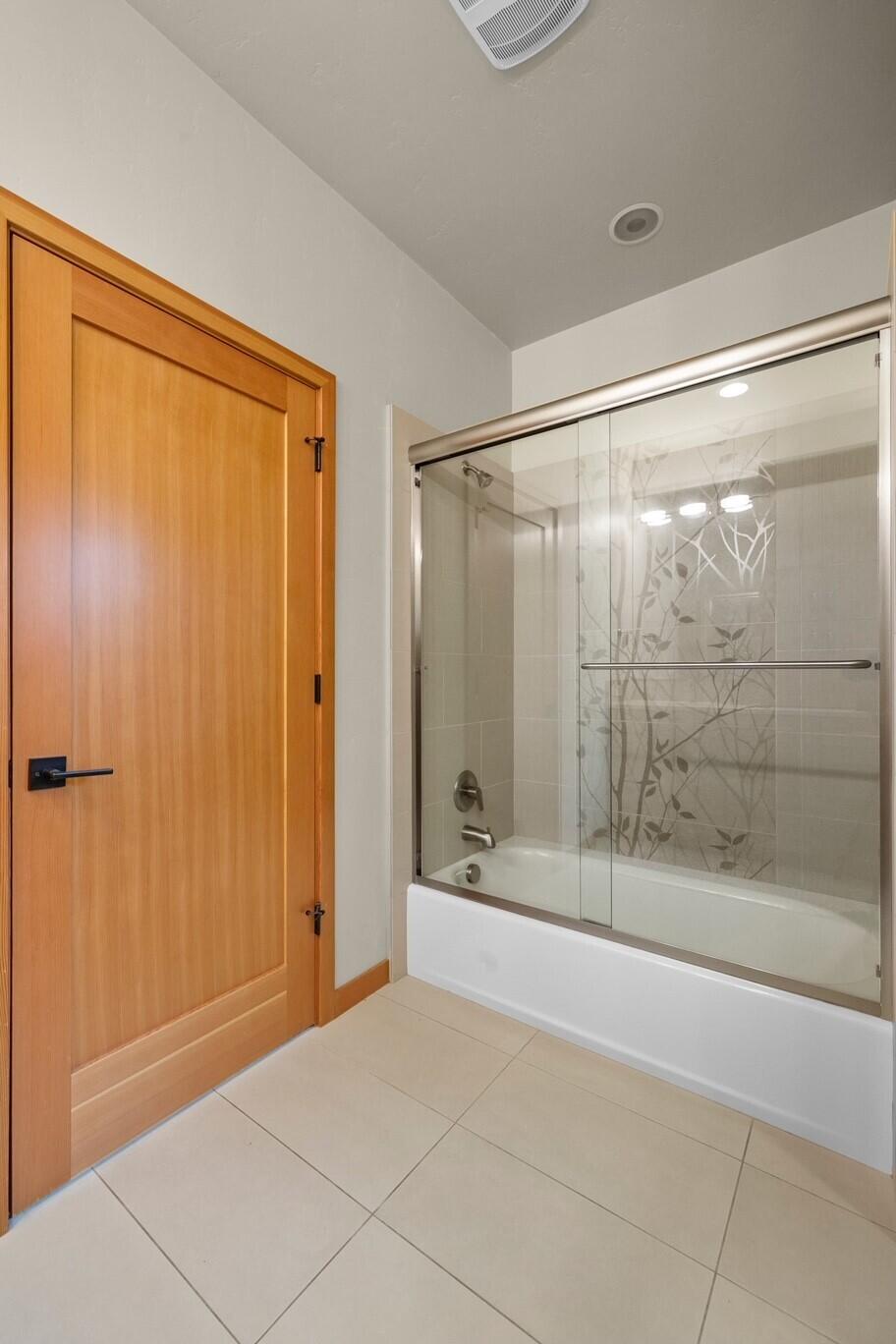 Skyliner Summit - Residential