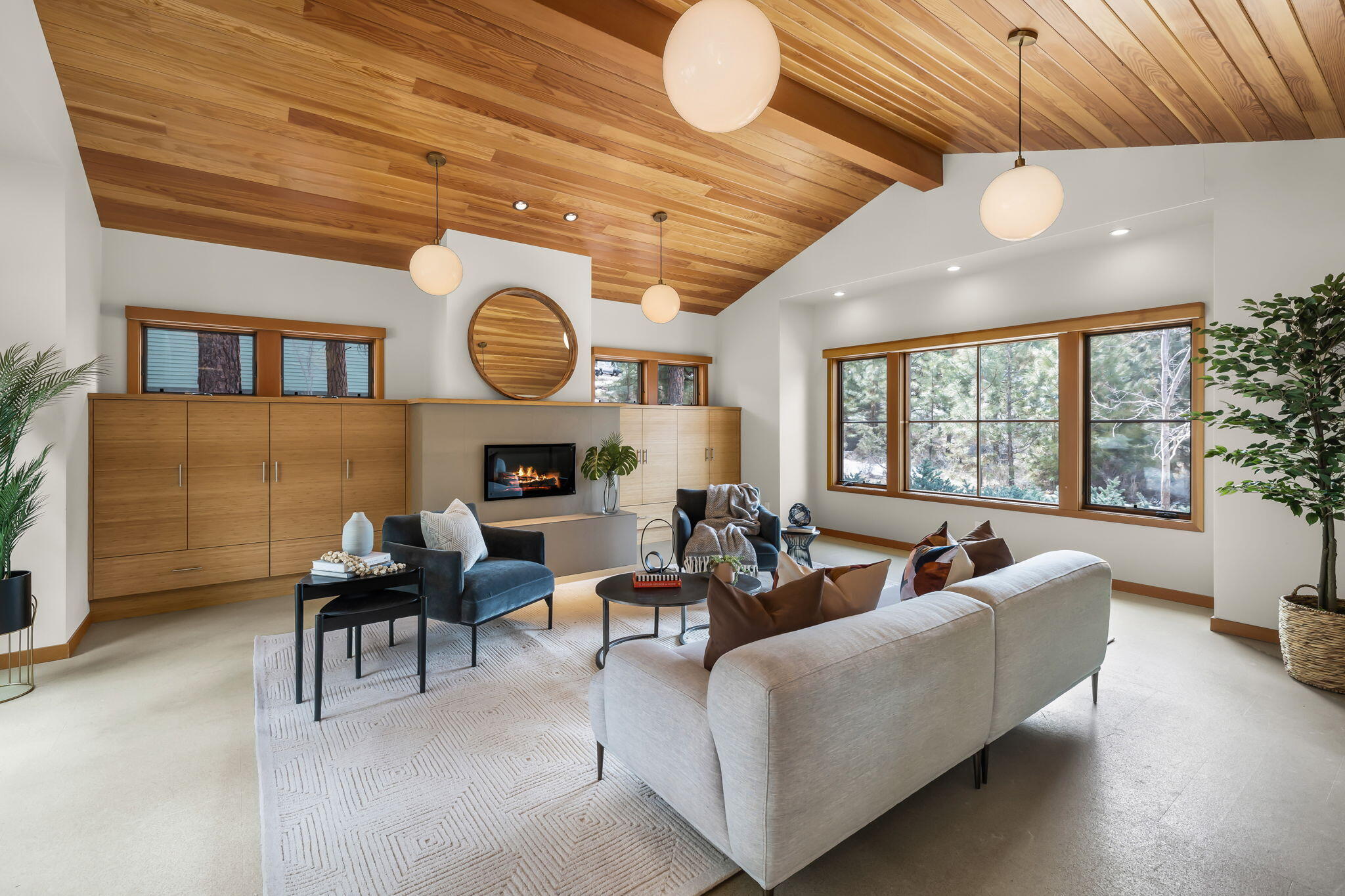 Skyliner Summit - Residential