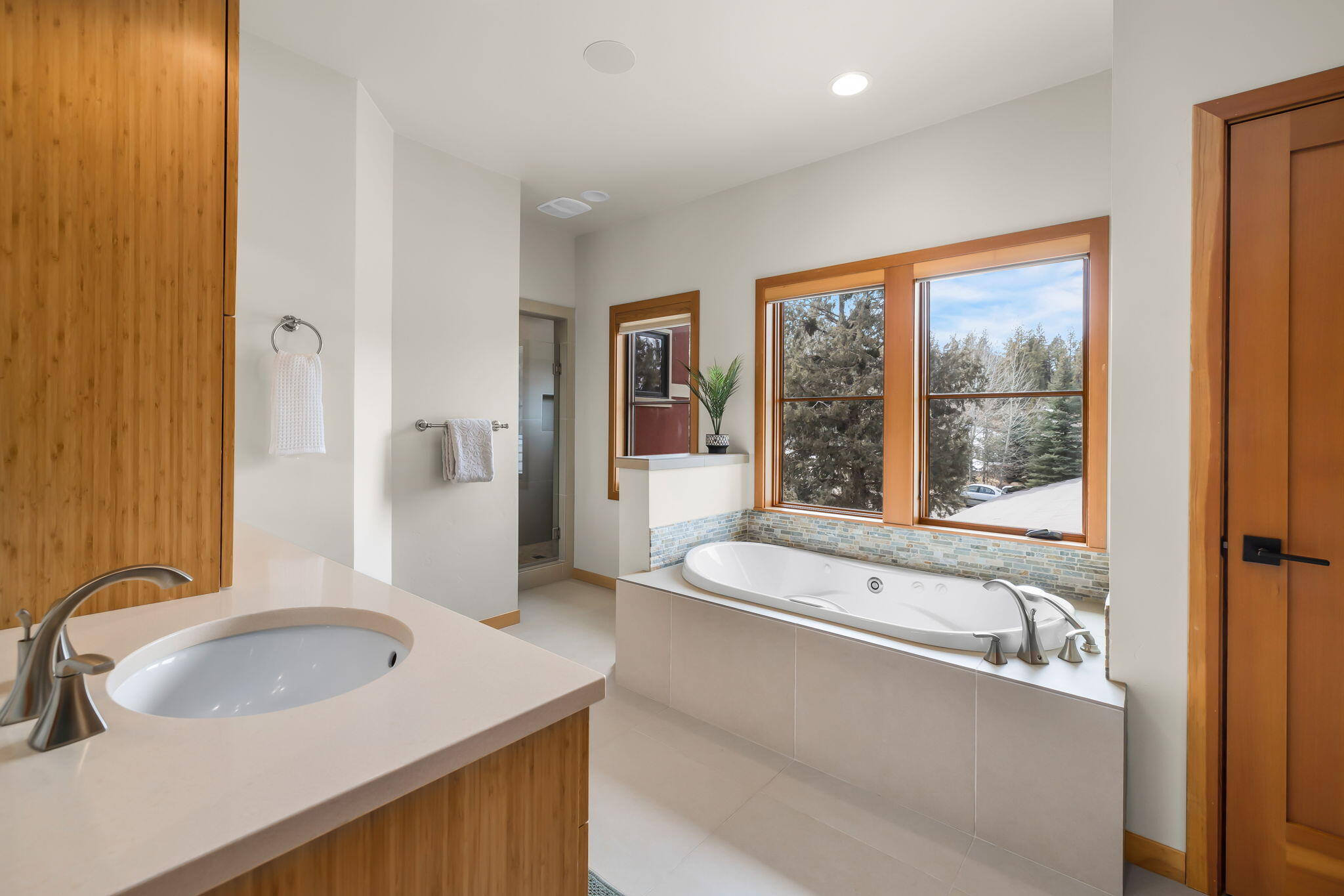 Skyliner Summit - Residential