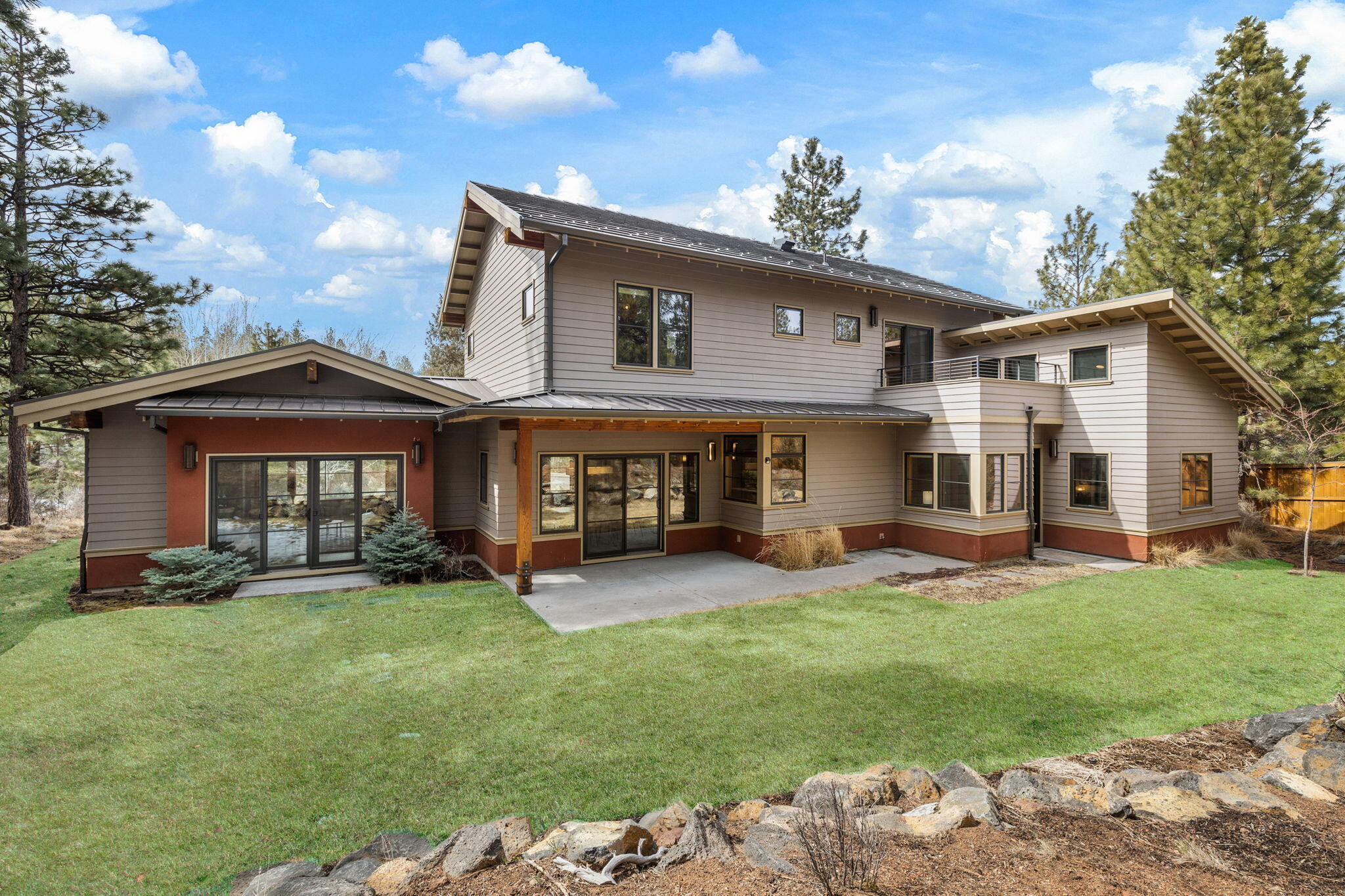 Skyliner Summit - Residential