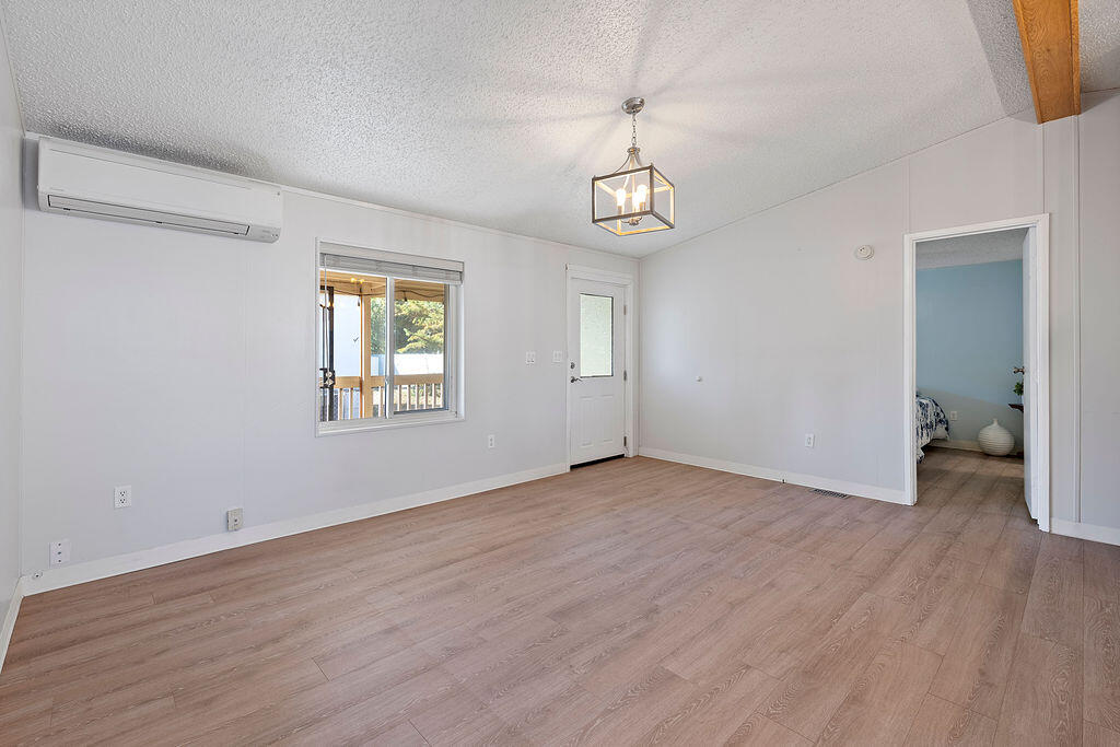 Queens Garden Mob Pa - Residential