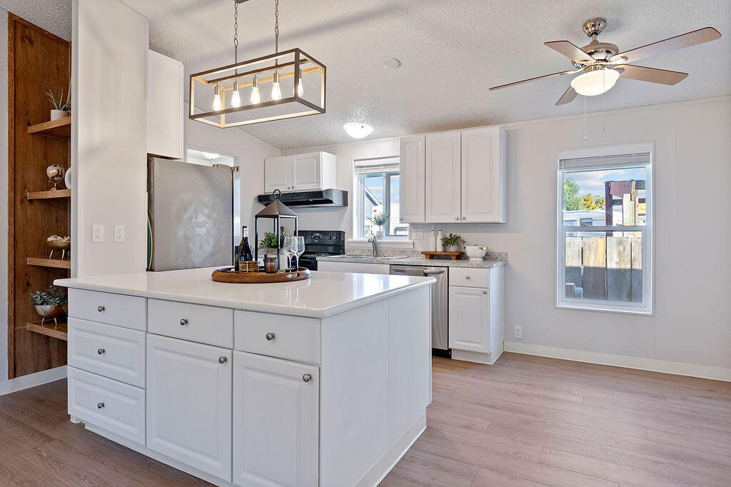 Queens Garden Mob Pa - Residential