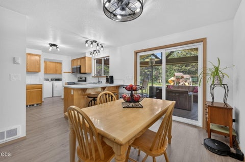 Tiny photo for 55135 Foster Road, Bend, OR 97707 (MLS # 220225412)