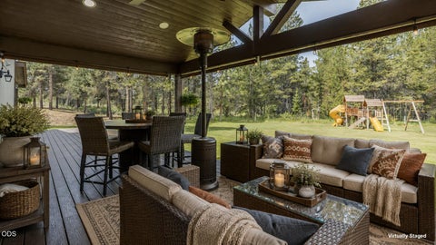 Tiny photo for 55135 Foster Road, Bend, OR 97707 (MLS # 220225412)
