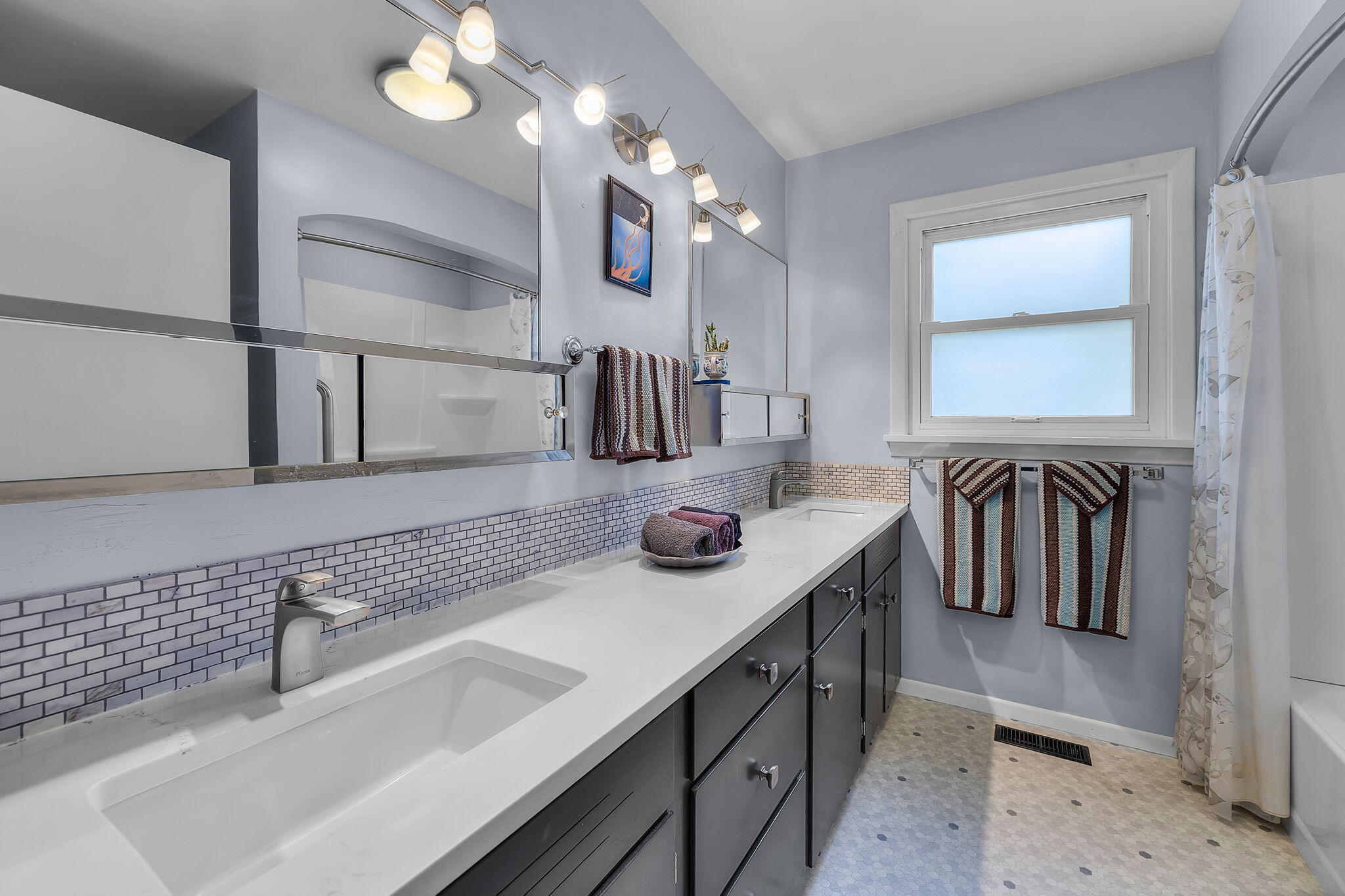 Loma Vista - Residential