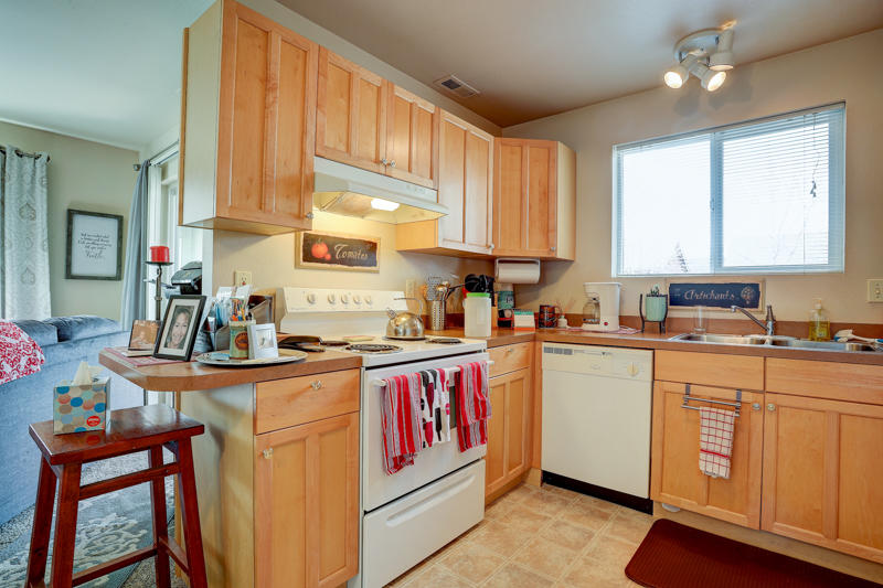 Lavacrest - Residential Income