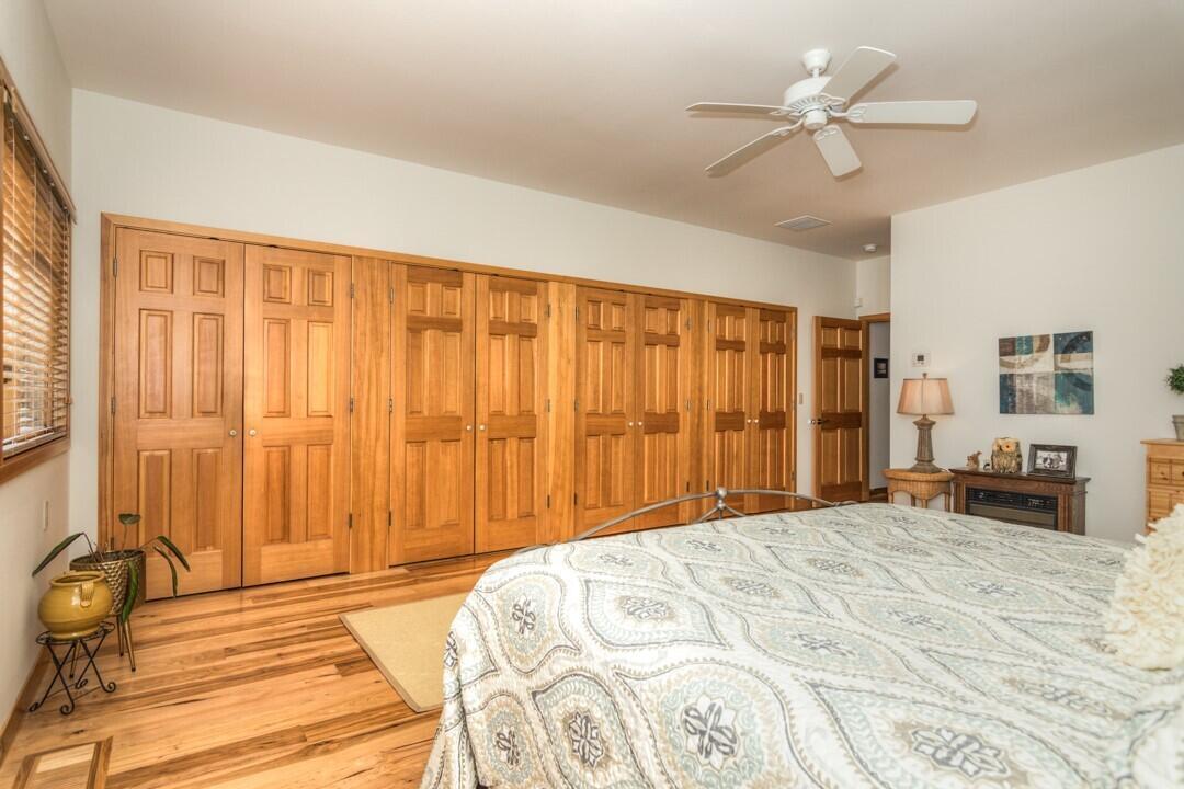 Pine Meadow Vill - Residential