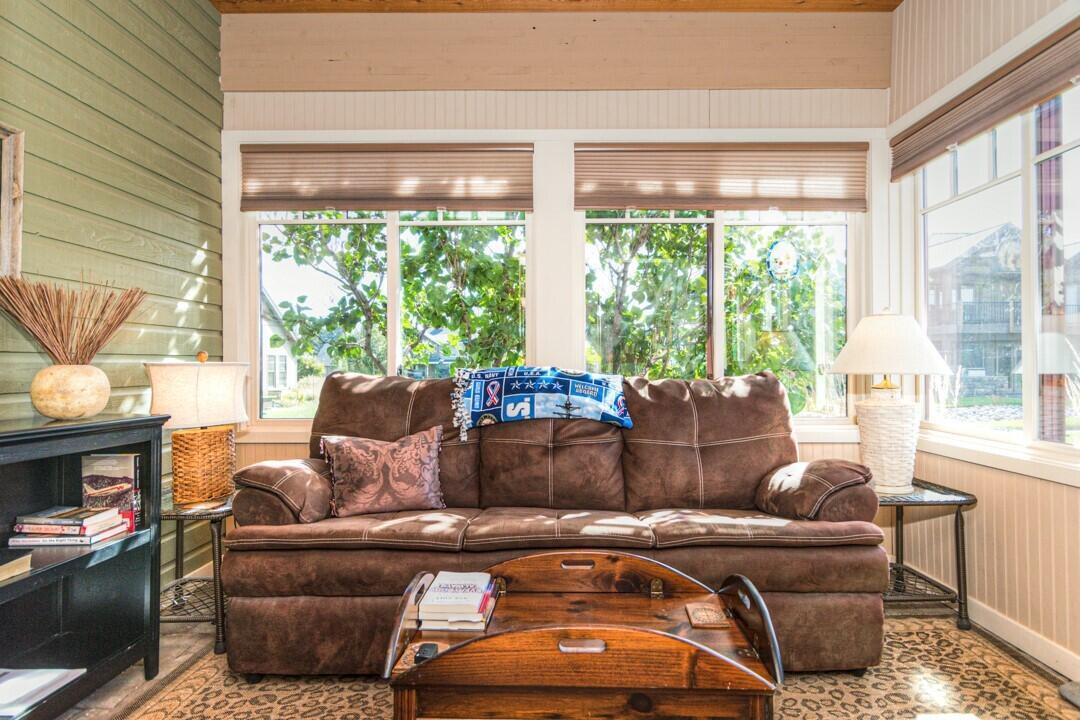 Pine Meadow Vill - Residential