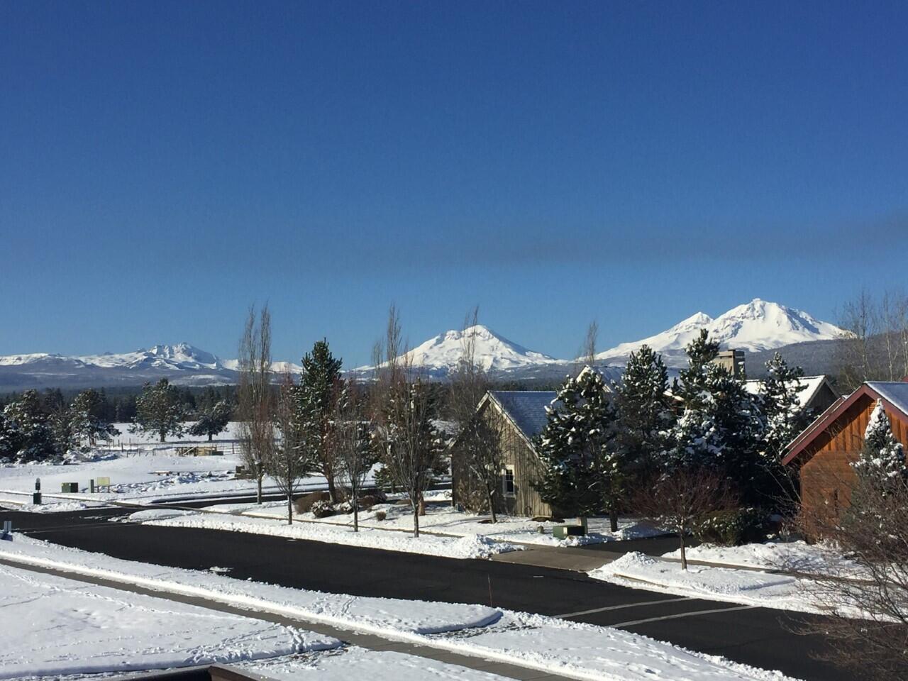 Pine Meadow Vill - Residential