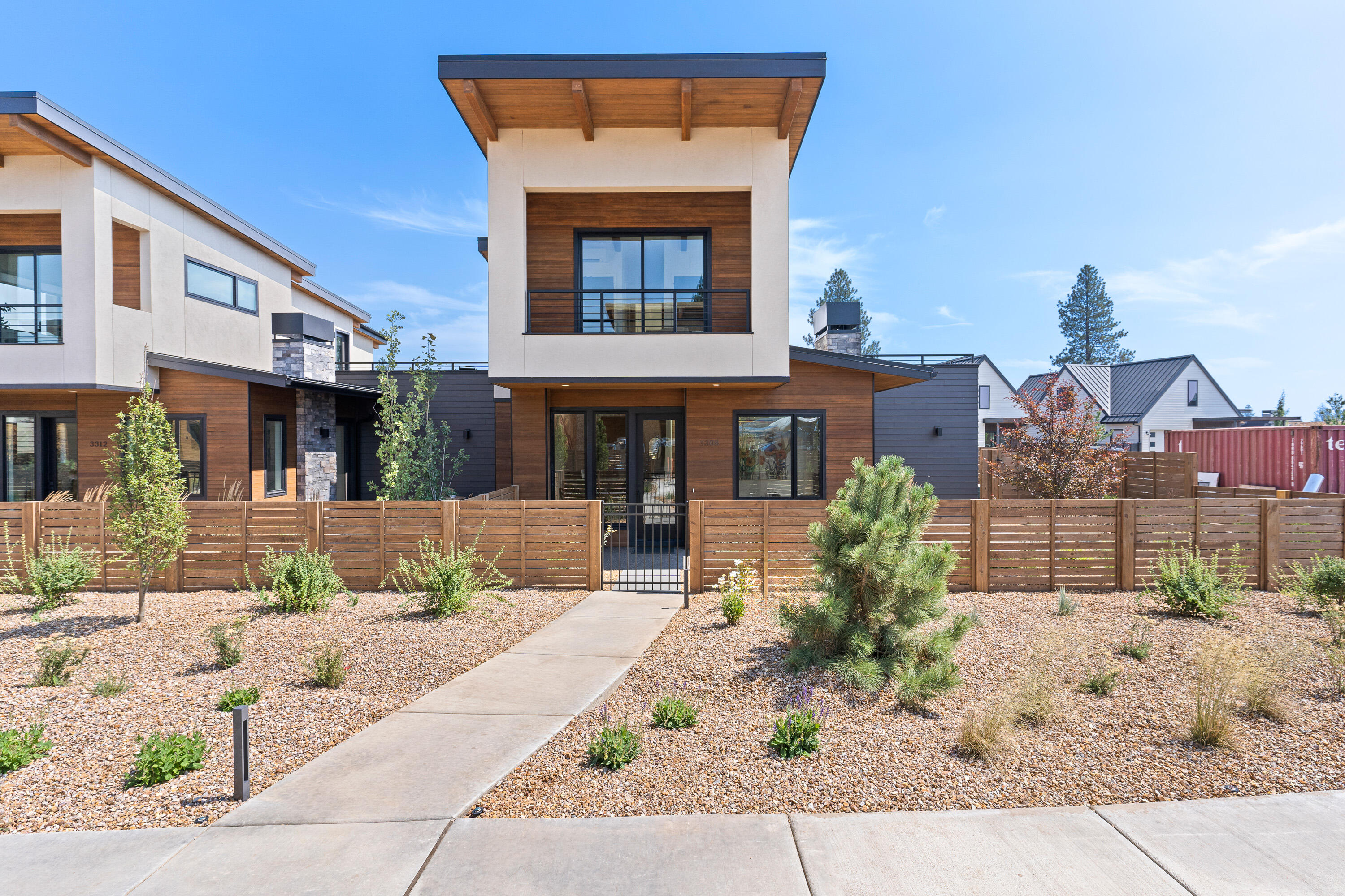 3336 NW Celilo Lane Lot 147