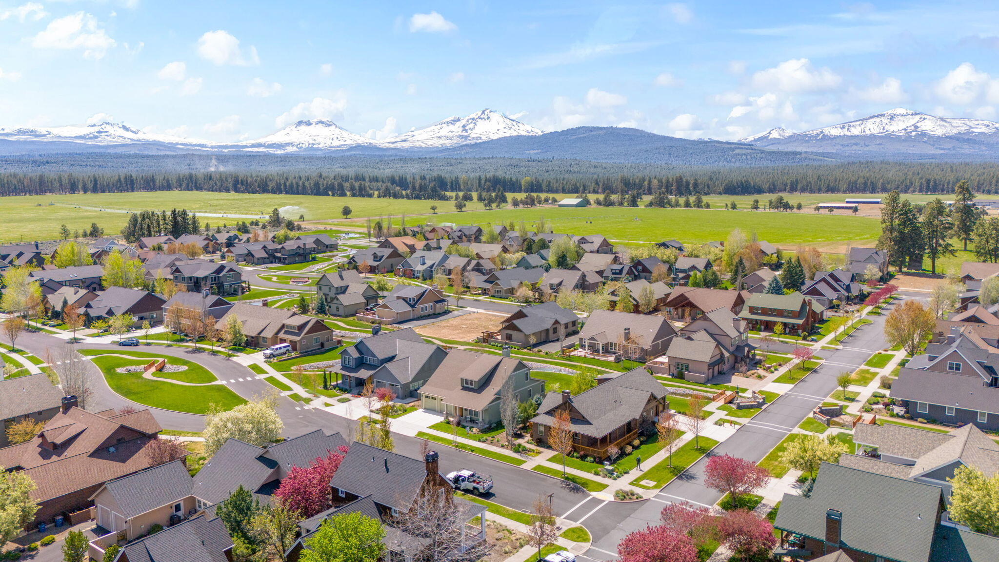 Pine Meadow Vill - Residential