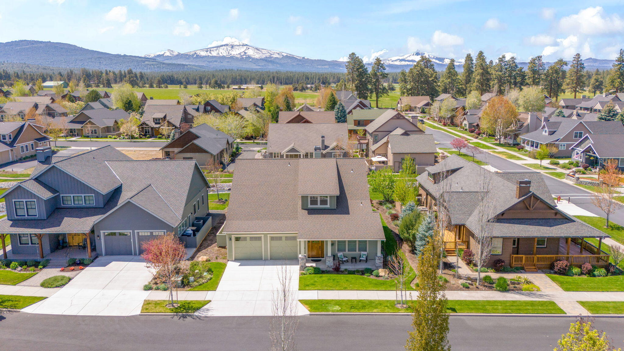 Pine Meadow Vill - Residential