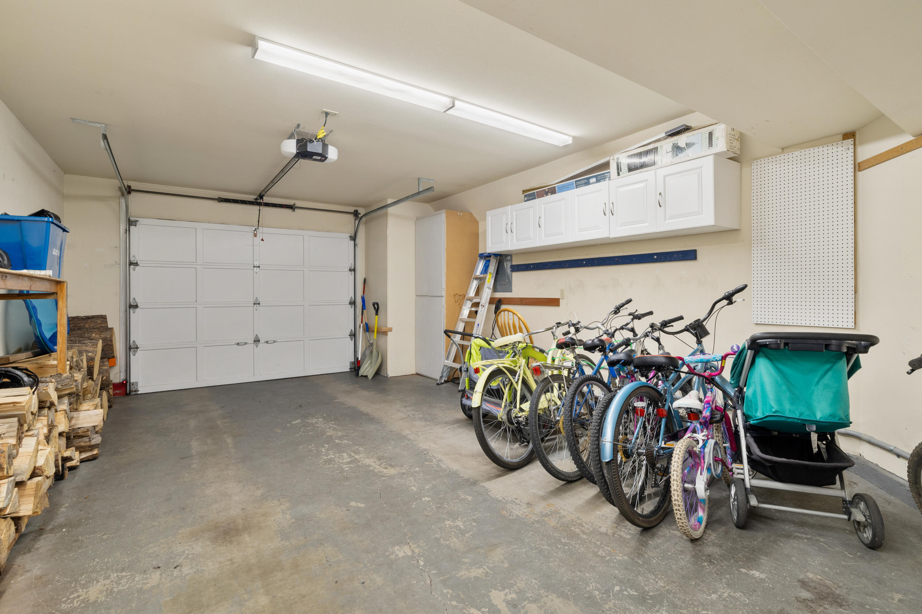 Fairway Vill Condo - Residential