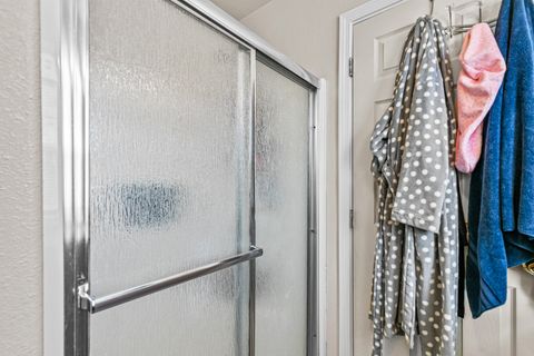 Tiny photo for 7833 Phaedra Lane, White City, OR 97503 (MLS # 220214915)