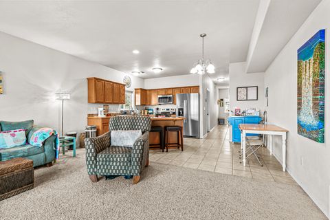 Tiny photo for 7833 Phaedra Lane, White City, OR 97503 (MLS # 220214915)