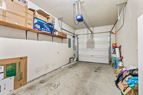 Tiny photo for 7833 Phaedra Lane, White City, OR 97503 (MLS # 220214915)