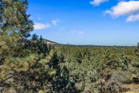Tiny photo for 7791 SW Wickiup Avenue, Redmond, OR 97756 (MLS # 220220039)