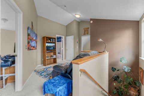 Tiny photo for 7791 SW Wickiup Avenue, Redmond, OR 97756 (MLS # 220220039)
