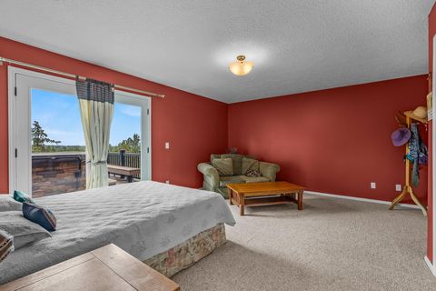 Tiny photo for 7791 SW Wickiup Avenue, Redmond, OR 97756 (MLS # 220220039)